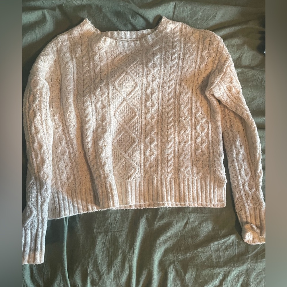 American Eagle sweater
